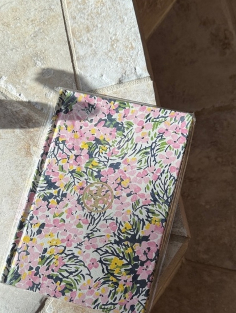 🆕️ Tory Burch Floral Patterned Notebook